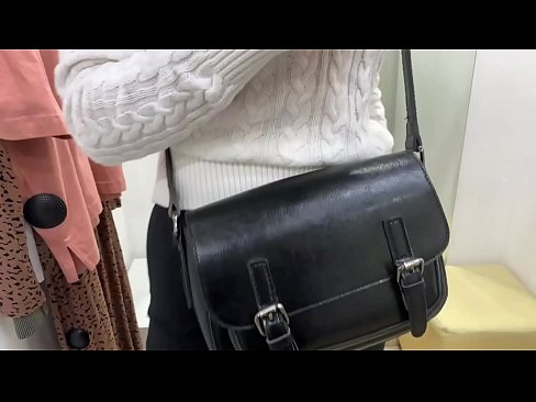 ❤️ Javna masturbacija mlade kujice FeralBerry s dildom u sobi za mjerenje ❌ Seks video kod nas hr.tvmarket.top ❌❤